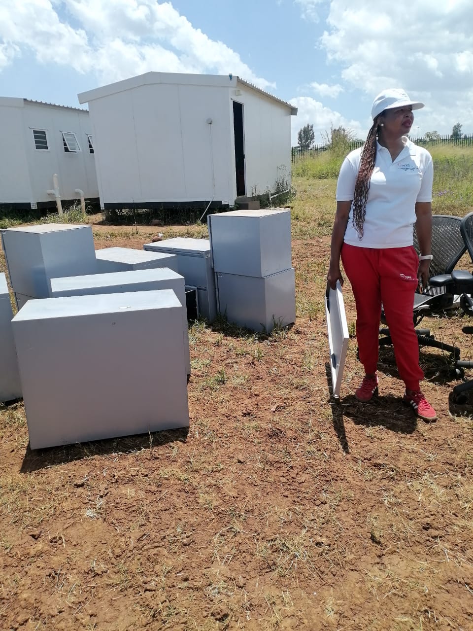 Donation of school shoes to Donkerhoek Primary School