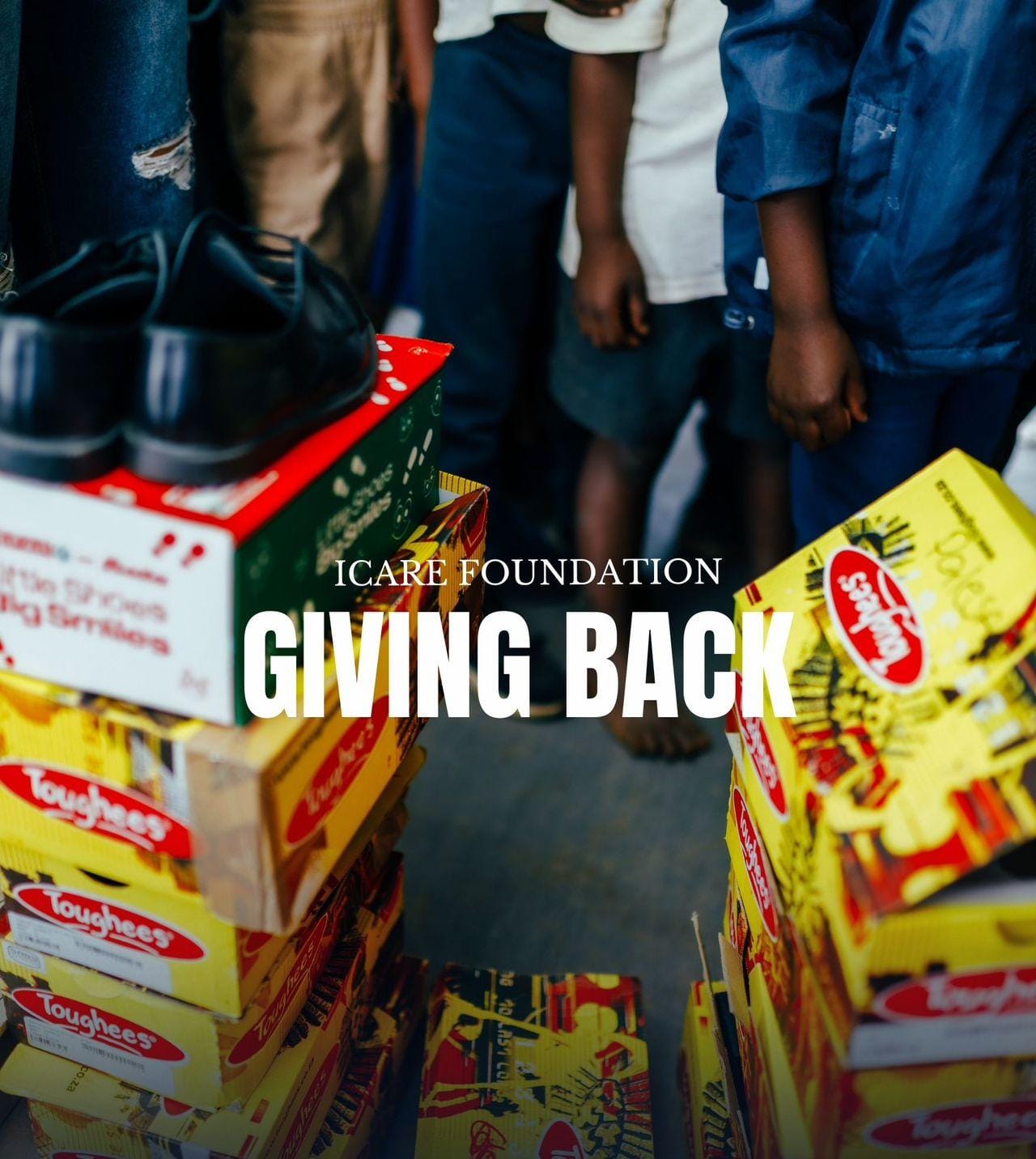 Donation of school shoes to Donkerhoek Primary School